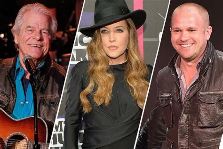 Photos Of Country Star’s Life – Hollywood Life