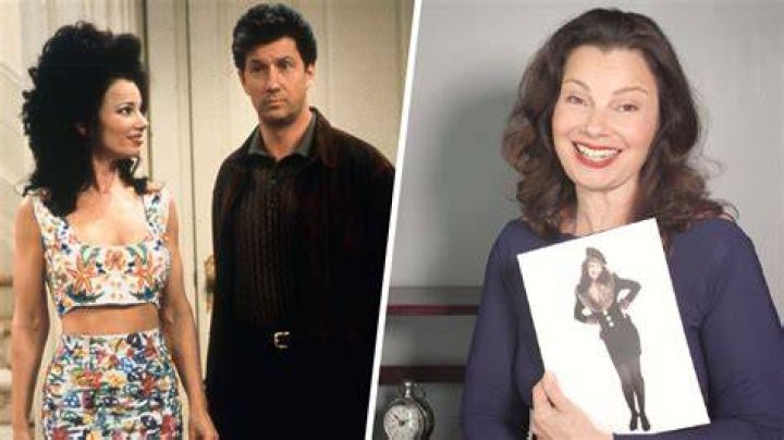 Photos of Iconic 90’s TV Star – Hollywood Life