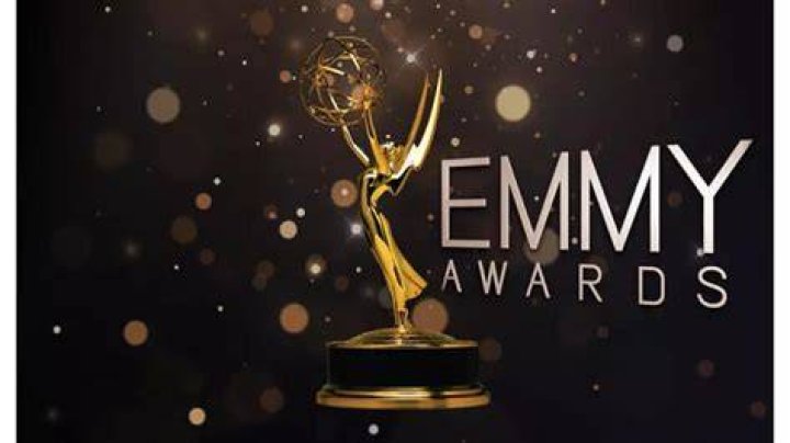 Photos Of The Emmy-Winning Actress – Hollywood Life