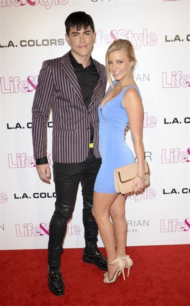 Photos of the Ex-Couple – Hollywood Life
