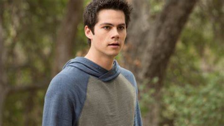 [PIC] Dylan O’Brien First Photo Since Injury On The ‘Maze Runner’ Set – Hollywood Life