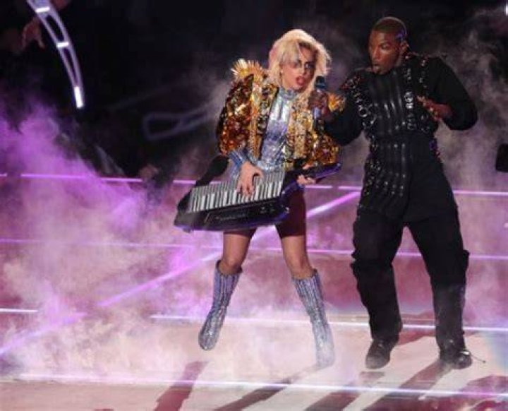 [PICS] Lady Gaga Super Bowl Pictures — See Photos From Her Halftime Performance – Hollywood Life