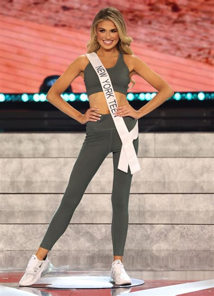 [PICS] Miss Teen USA’s Activewear Looks — See Miss California & More – Hollywood Life