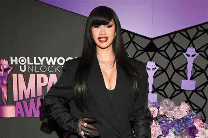 Pics Of Cardi B & More Sexy Stars – Hollywood Life