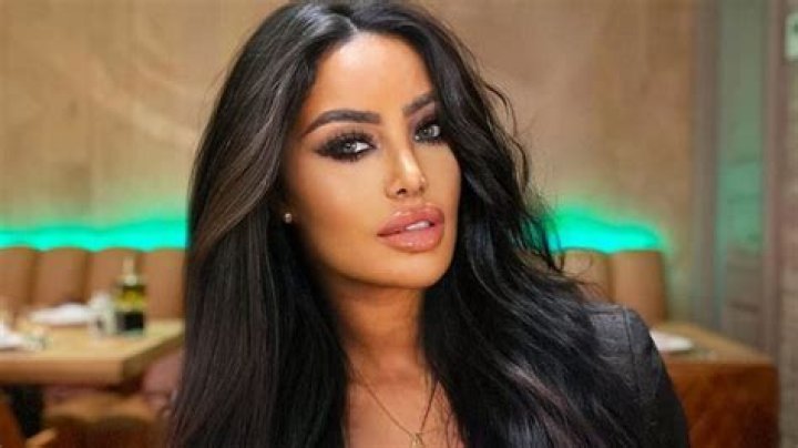 Playboy Model Tragically Dies After Scary Stroke – Hollywood Life