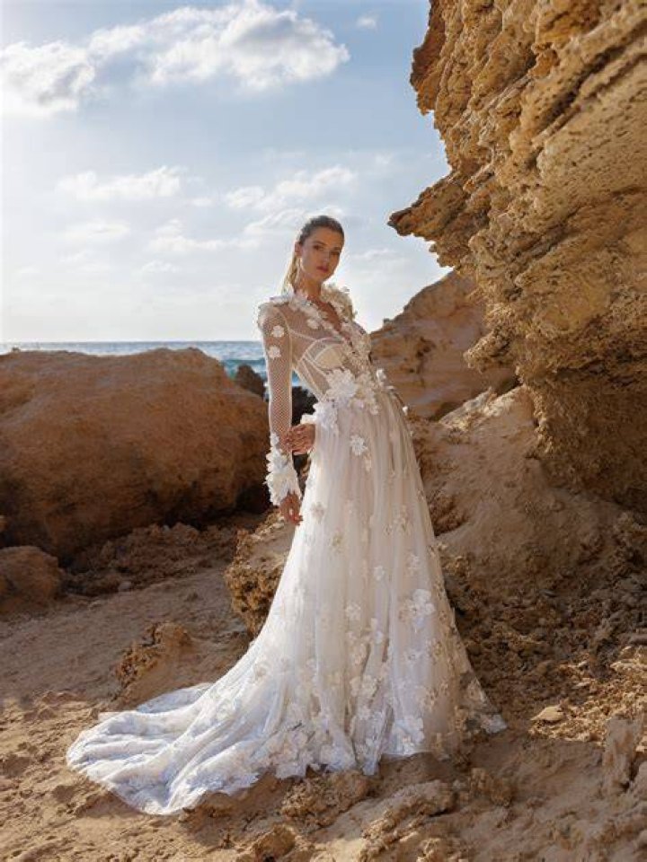 Pnina Tornai Talks Wedding Dress Trends Since The Pandemic – Hollywood Life