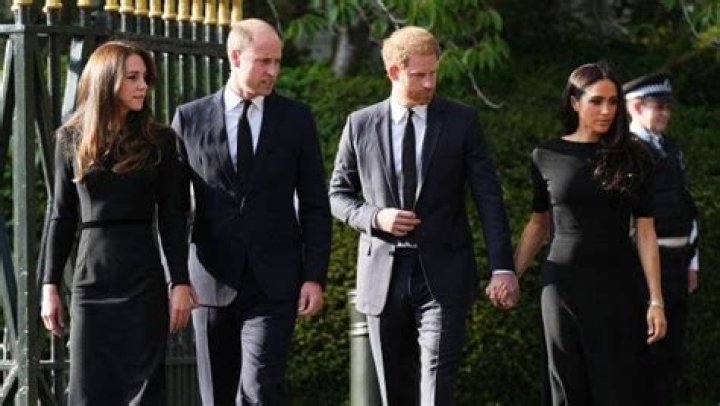 Prince Harry & Meghan Markle Reunite With Prince William & Kate In 1st Photos As They Mourn Queen
