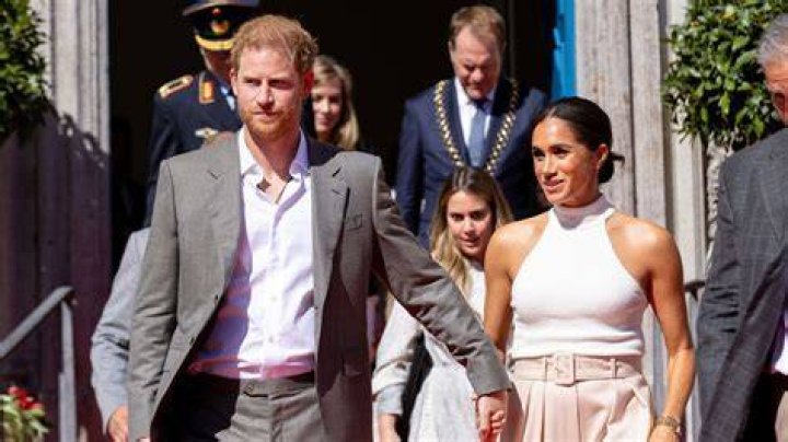Prince Harry Reveals He Missed Saying Bye To Dying Queen, Claims Family Didn’t Invite Him On Plane To See Her