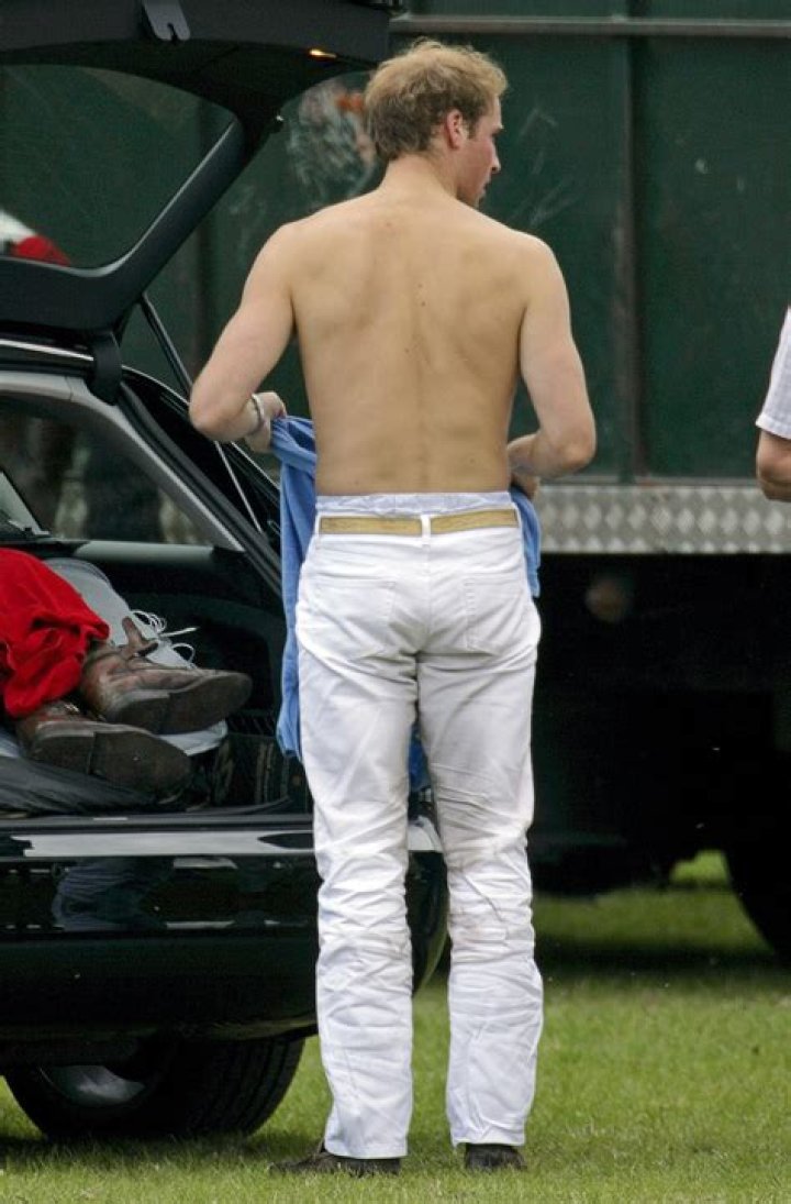 Prince Harry Seen Shirtless During Polo Match: Photos – Hollywood Life