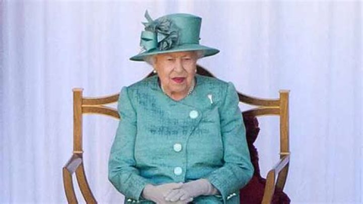 Queen Elizabeth, 94, Looks Beautiful As She Makes First Royal Appearance In 7 Months After Quarantining