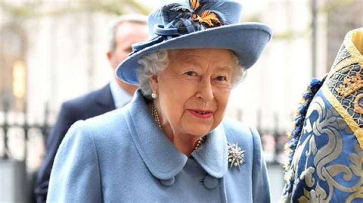 Queen Elizabeth Refuses To Shake Hands At Royal Events Amidst Coronavirus Fears