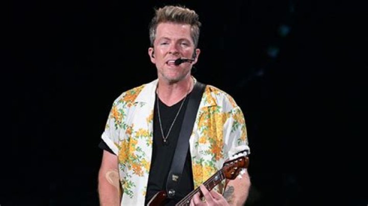 Rascal Flatts Alum Joe Don Rooney Responds to Transitioning Rumors – Hollywood Life