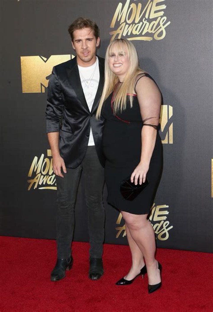 Rebel Wilson Dating Australian Hottie Hugh Sheridan? — See Pics