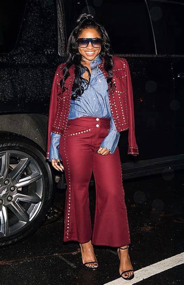 Reginae Carter Debuts Hair Makeover With Orange Locks — Watch – Hollywood Life