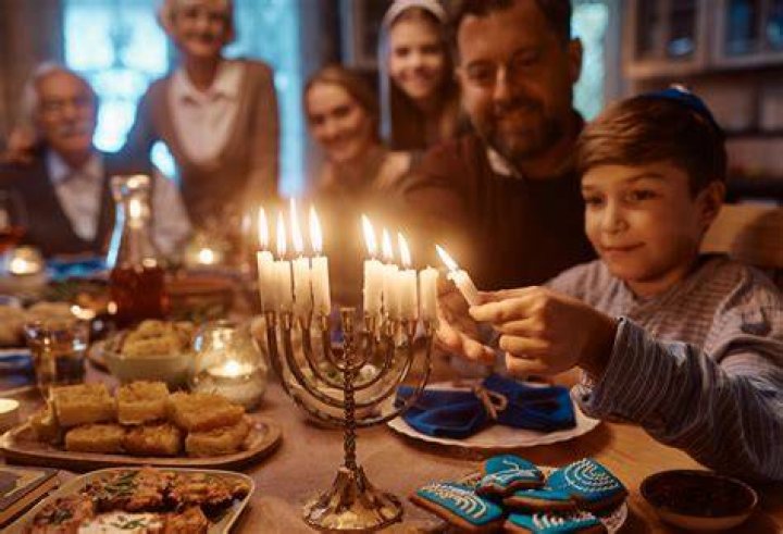Reign Disick, 6, Loses His Front Tooth During Hanukkah With Scott Disick & Siblings