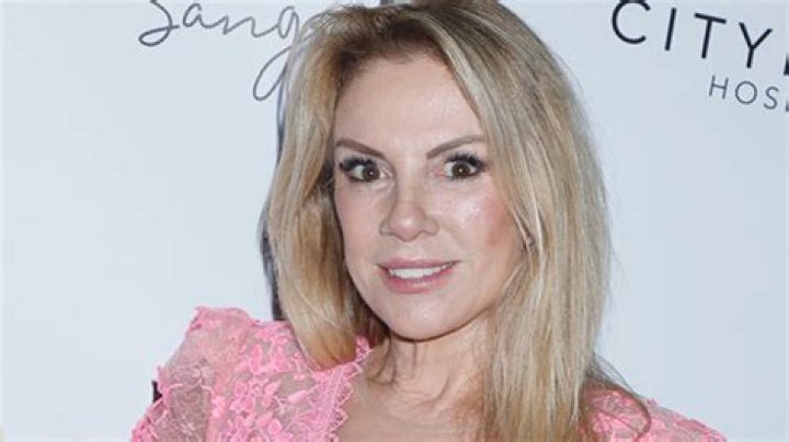 ‘RHONY’ Star’s Reportedly Dating Financer – Hollywood Life