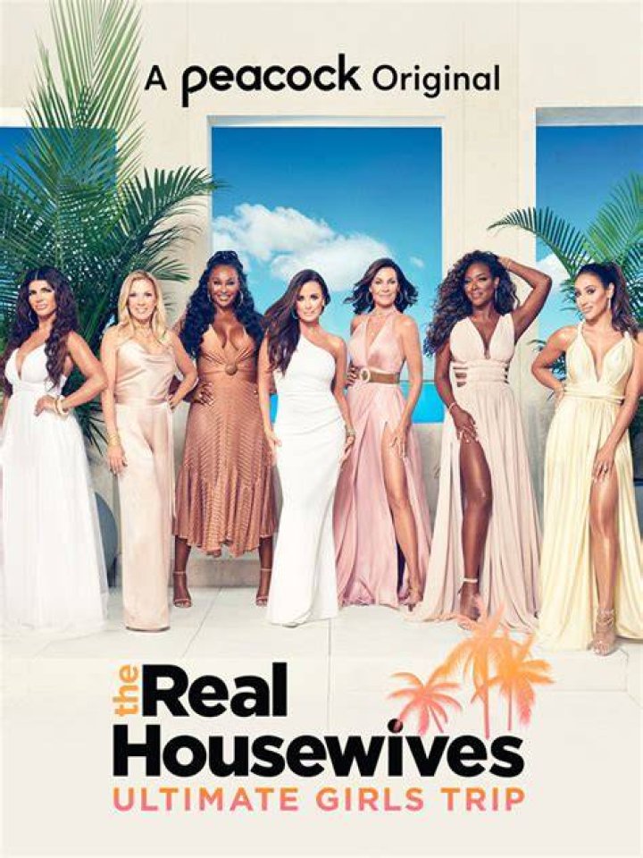 ‘RHUGT’ Cast Talks Naked Luann de Lesseps, Teresa Giudice In Prison – Hollywood Life