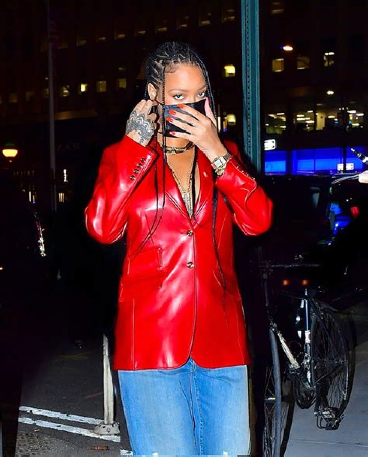 Rihanna Crashes A Fan’s Birthday Celebration In The Sweetest Way – Watch Cute Video