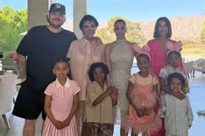 Rob Kardashian Goes Swimming With Whales During Rare Appearance For Kim’s 40th Birthday — Watch