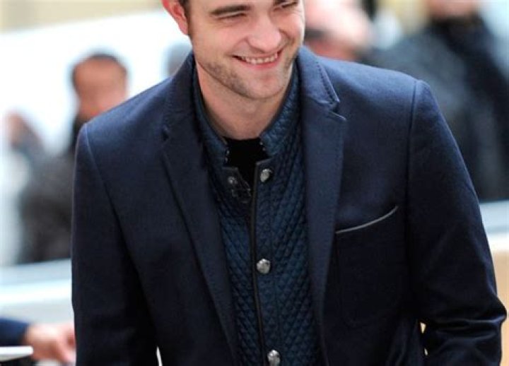 Robert Pattinson Quits Smoking Cigarettes After Kristen Stewart Split