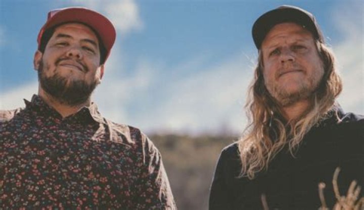 Rome & Duddy Bring Some Much Needed ‘Escapism’ With Their Fun-Filled ‘Lahaina’ Music Video