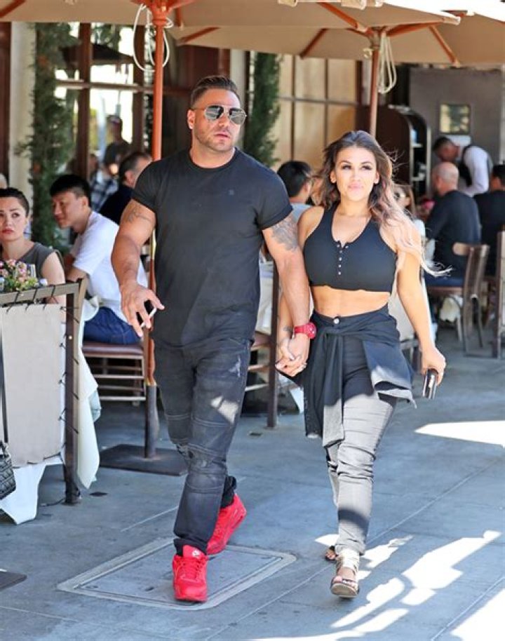 Ronnie Ortiz-Magro Avoids Jail Time Following Probation Violation – Hollywood Life