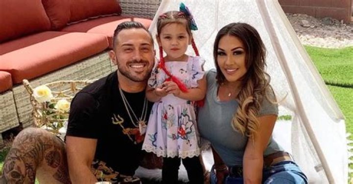 Ronnie Ortiz-Magro & Jen Harley Vacation In Orlando With Daughter – Hollywood Life