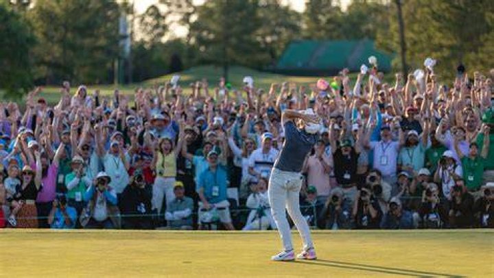 Rory McIlroy: Pics – Hollywood Life