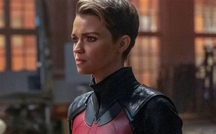 Ruby Rose Hospitalized: Actress Gets Emotional Revealing She Suffered ‘Complications’ After Surgery