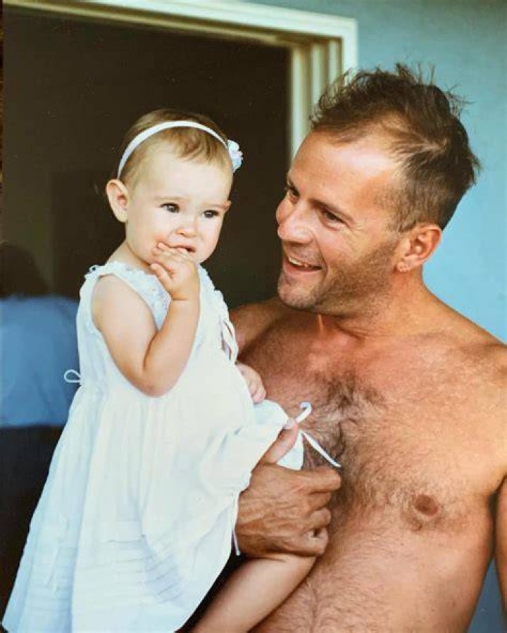 Rumer Willis ‘Misses’ Dad Bruce Willis and Shares Throwback Baby Photo – Hollywood Life