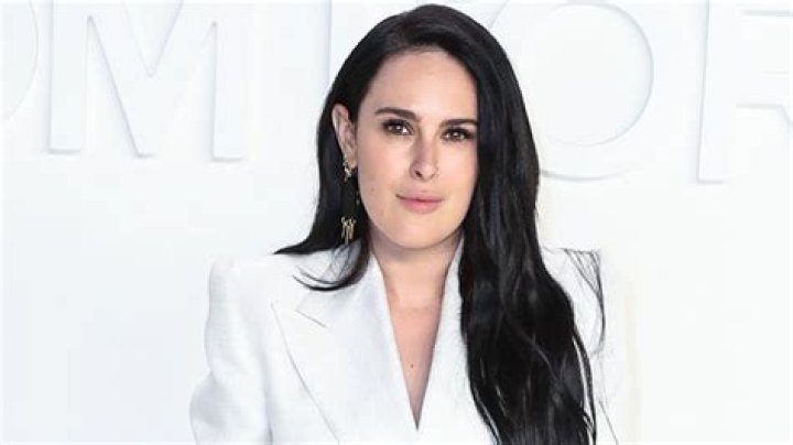 Rumer Willis Reveals She’s Dating Derek Richard Thomas With Photos – Hollywood Life