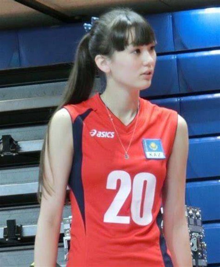 Sabina Altynbekova – Hollywood Life