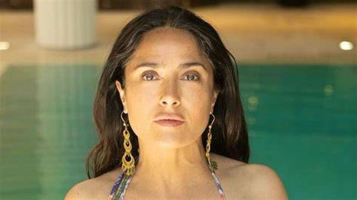 Salma Hayek, 54, Hits The Pool In Sexy Plunging Bikini During Winter Vacation