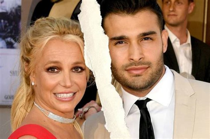 Sam Asghari Spotted Without Wedding Ring In 1st Photos Since Britney Spears Split