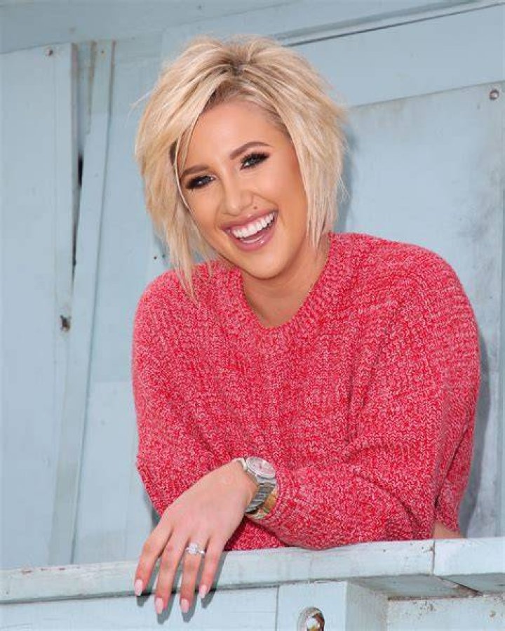 Savannah Chrisley Debuts Pixie Cut Hair Makeover: Photos – Hollywood Life