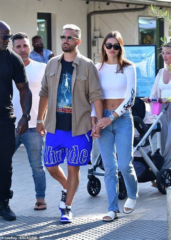 Scott Disick, 37, Rocks Blonde Makeover As He Holds Hands With Model Amelia Hamlin, 19, In Miami