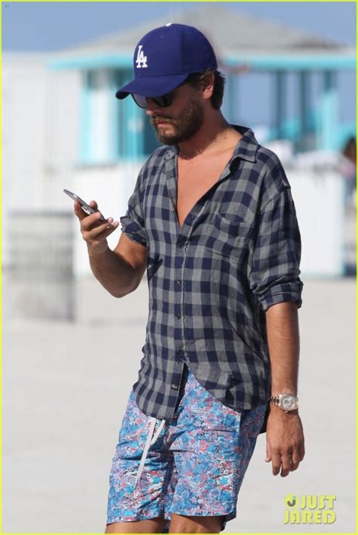Scott Disick: Why He’s Actually Getting Serious With Lindsay Vrckovnik, 18