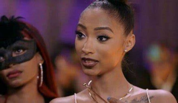 See Intense Brawl During ‘L&HH’ Filming – Hollywood Life