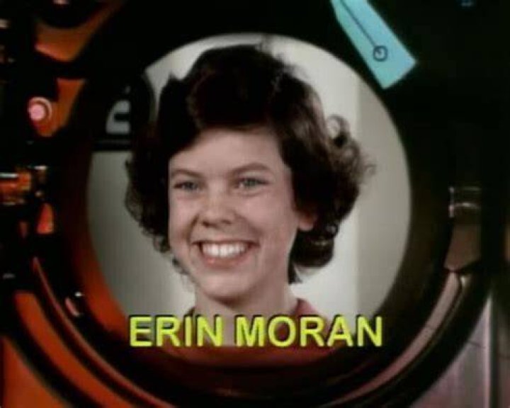 See Photos Of Actress As Joanie Cunningham – Hollywood Life