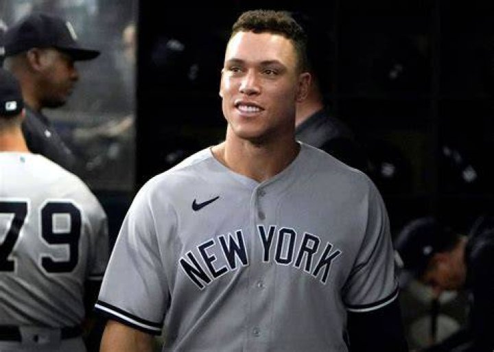 See Pics Of The Former New York Yankees Player – Hollywood Life