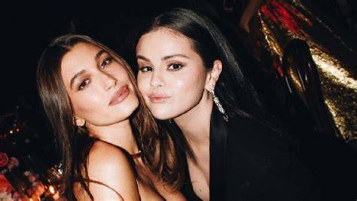 Selena Gomez & Hailey Bieber ‘Talked For Quite Some Time’ At Gala: Conversation Details Revealed (Exclusive)