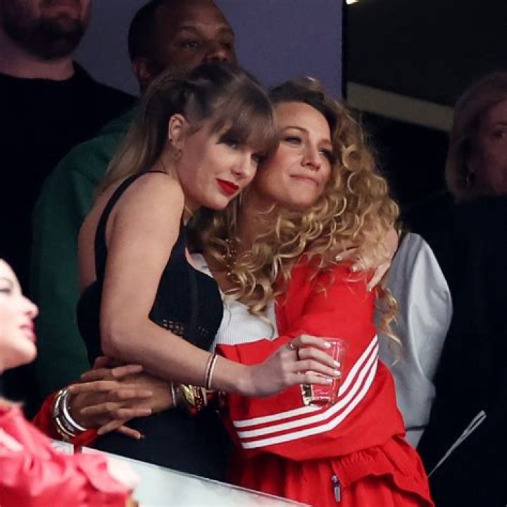 Selena Gomez Wants To Do New Album With BFF Taylor Swift