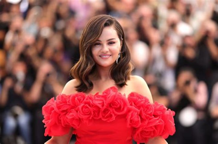 Selena Gomez, Zendaya & More Hot Stars Steaming Up Red Carpets In Bralettes