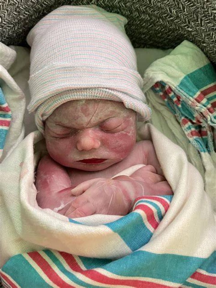 ‘Selling Sunset’ Star Maya Vander Suffers Stillbirth At 38 Weeks – Hollywood Life