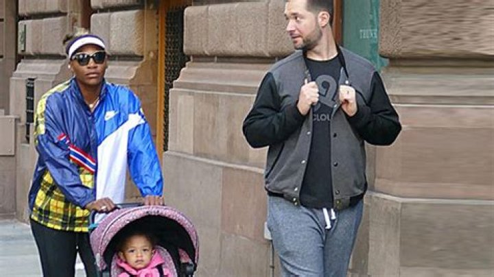Serena Williams’ Daughter Olympia, 3, Hilariously Fakes Out A High-Five To Her Dad: She’s ‘Learning Quick’
