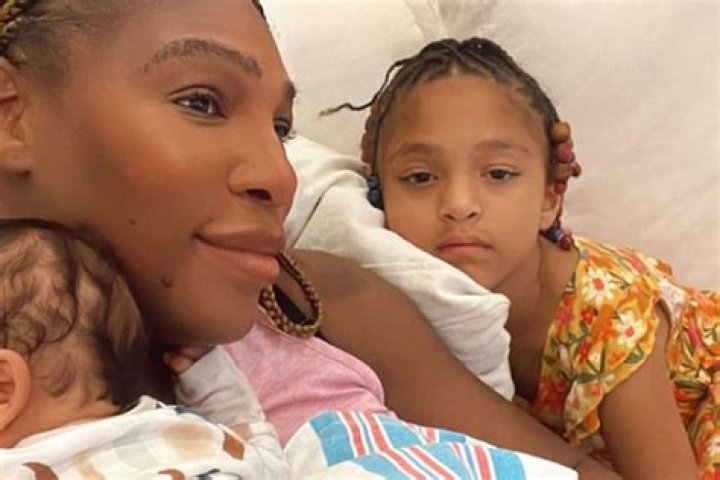 Serena Williams’ Daughter Olympia, 4, Goes Swimming With Her Dad On Vacation — Photo