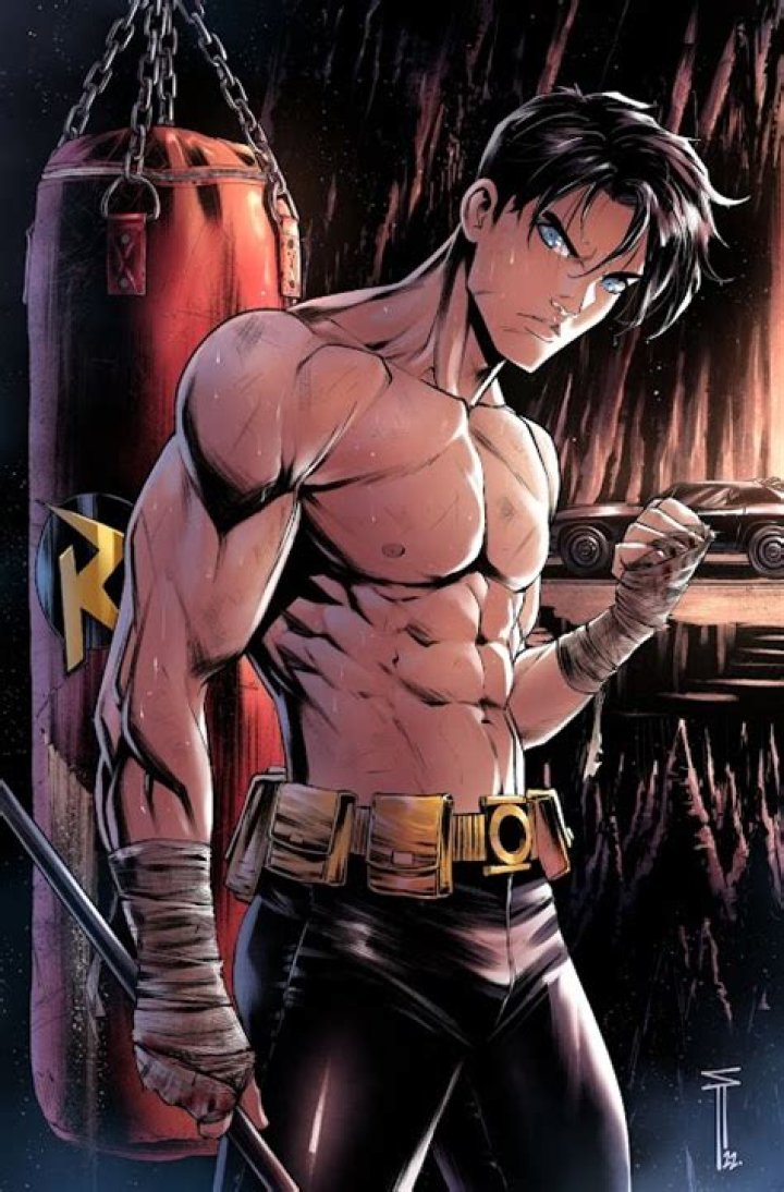 Sexy Shirtless Superhero Pics