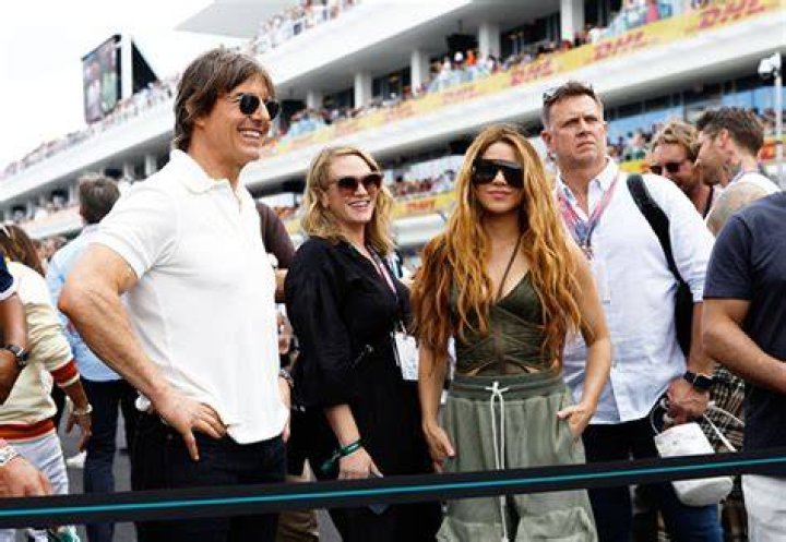 Shakira & Tom Cruise At Miami Grand Prix Together: Video – Hollywood Life