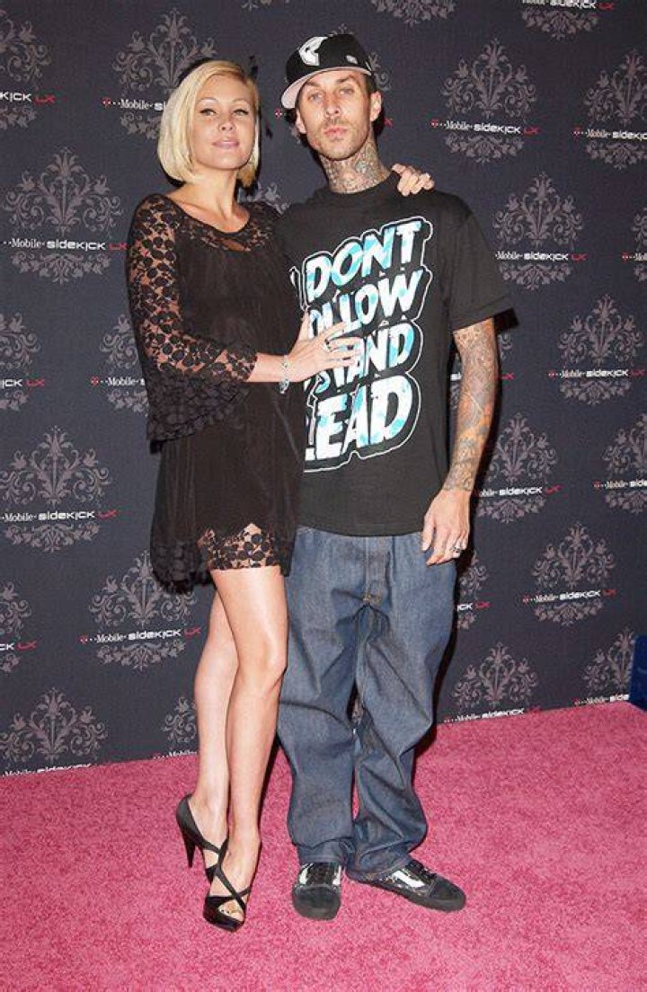 Shanna Moakler Shares Ex Travis Barker’s Reaction To Her Weight Loss – Hollywood Life