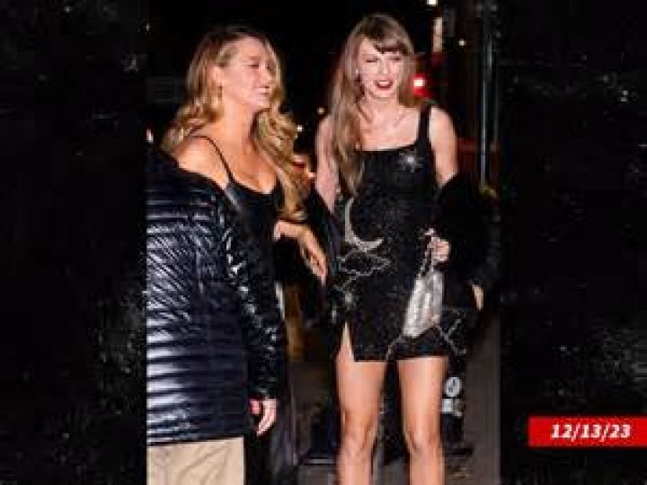 She Fires Back After Fans Fake Feud – Hollywood Life